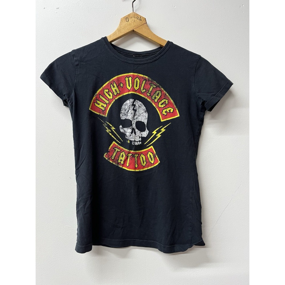 Kat Von D High Voltage Tattoo Black Skull Graphic Logo Crew Neck T-Shirt Small